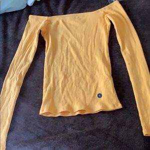 HOLLISTER Off the shoulder top